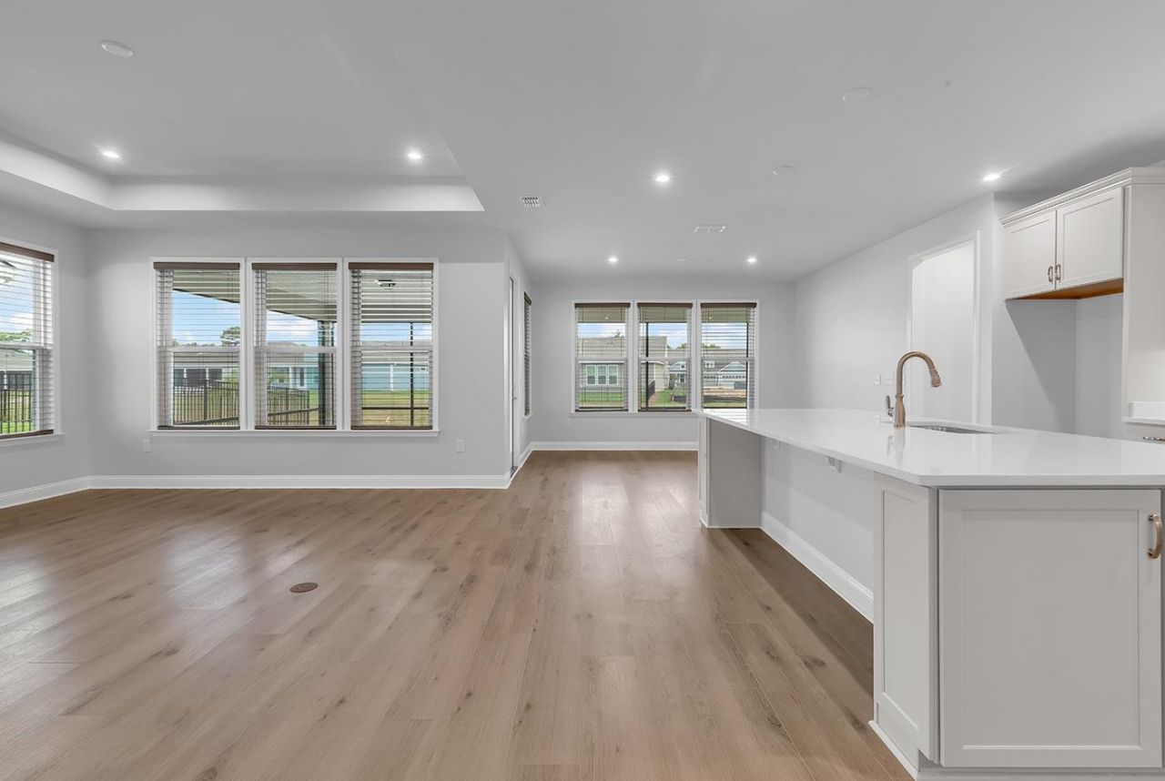 1586 Crested Iris Way Photo 13