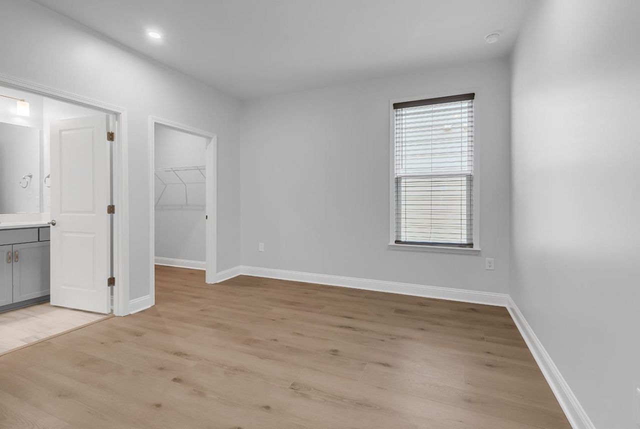 1586 Crested Iris Way Photo 27