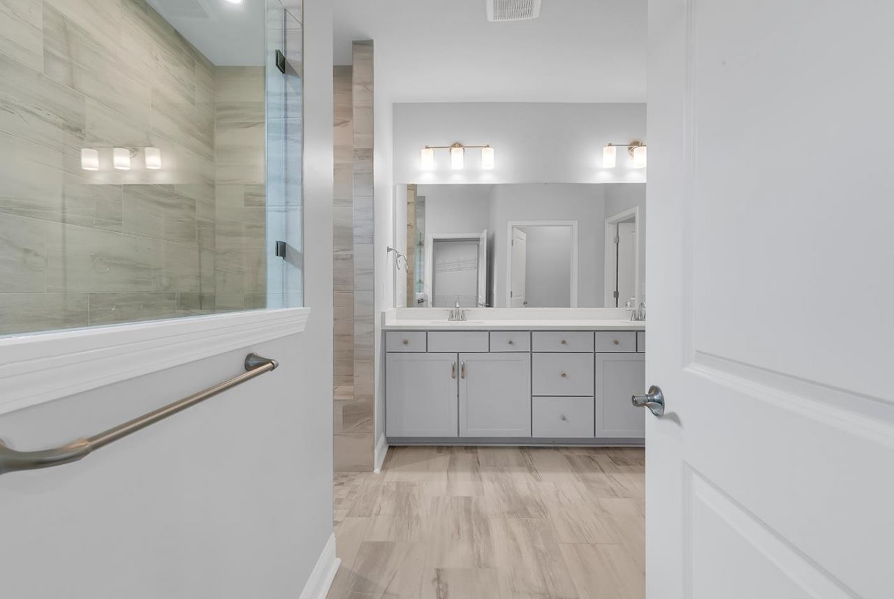1586 Crested Iris Way Photo 35