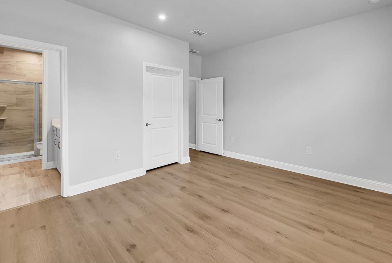1586 Crested Iris Way Photo 8