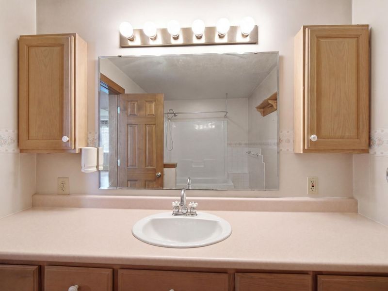 331 S Court Street, Marysville, OH 43040 Photo 12