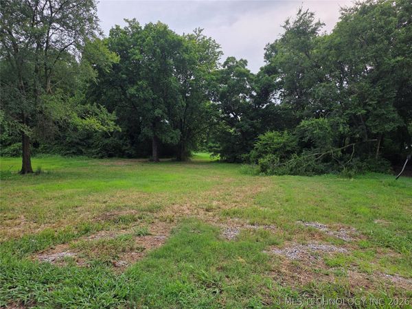 215 O Street NE, Ardmore, OK 73401