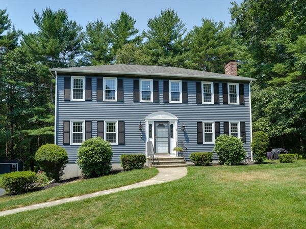 7 Chickadee Drive, Norfolk, MA 02056