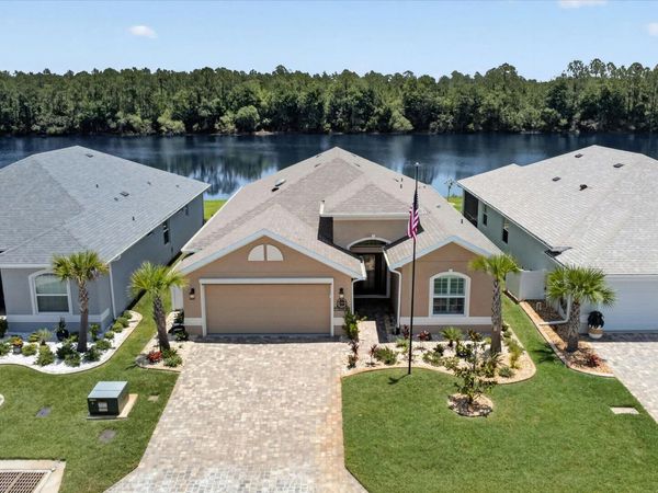 37 Lagoon Way, Palm Coast, FL 32137