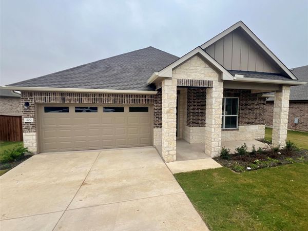 400 Barton Run DR, Georgetown, TX 78628