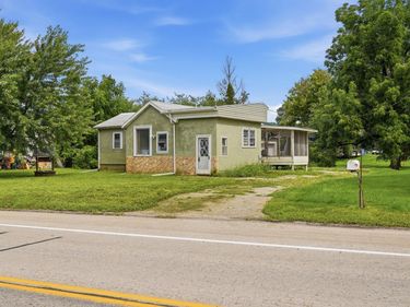 1304 County 25, La Crescent, MN 55947