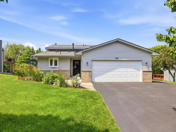 6799 Sunnyslope Drive N, Maple Grove, MN 55311