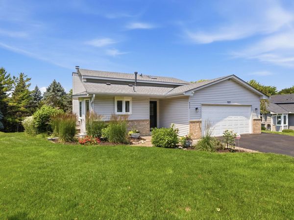 6799 Sunnyslope Drive N, Maple Grove, MN 55311