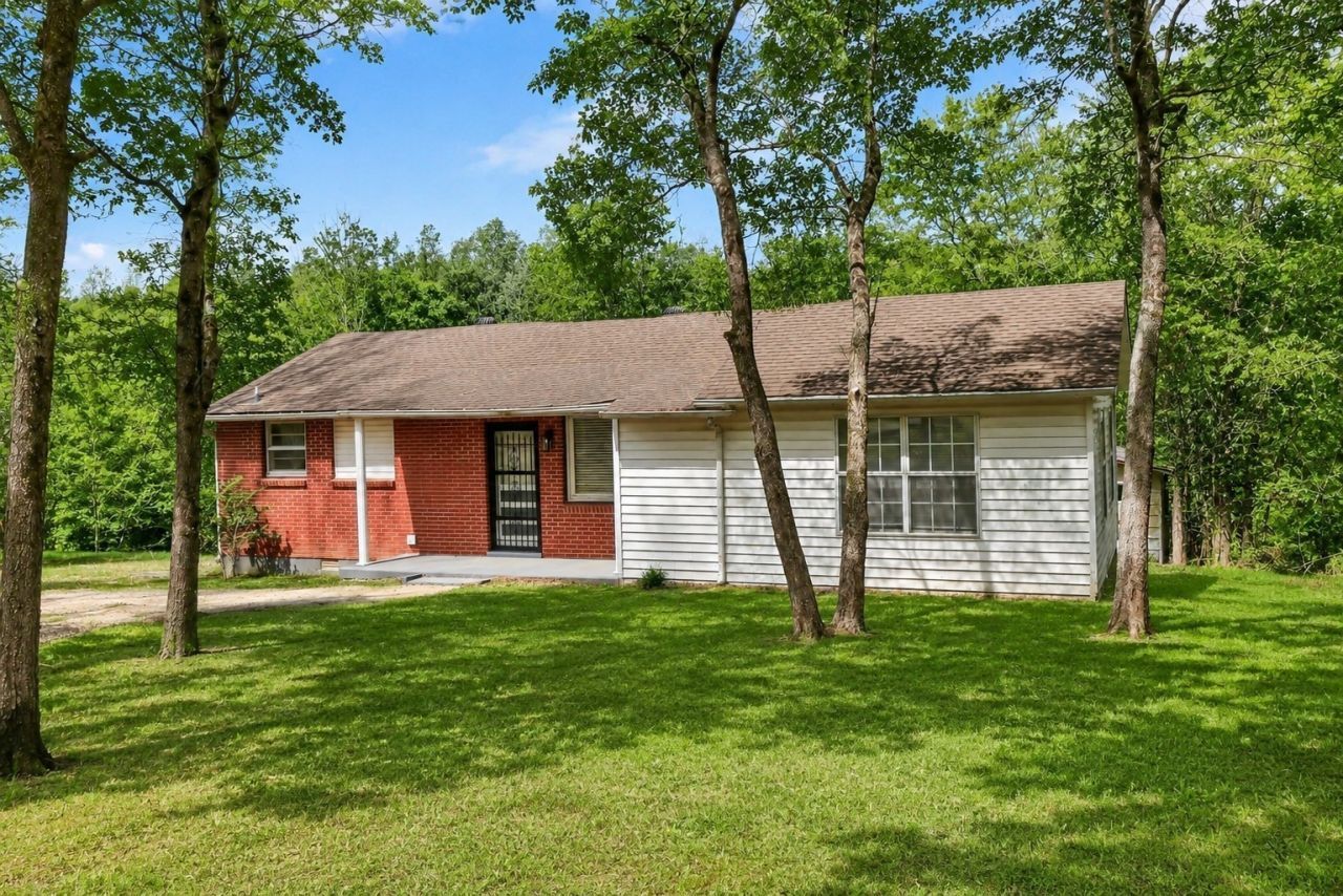 751 Hogan Rd , Clarksville, TN 37043 Main Photo