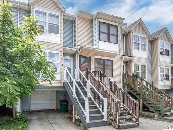 345 Connecticut Street , Buffalo, NY 14213