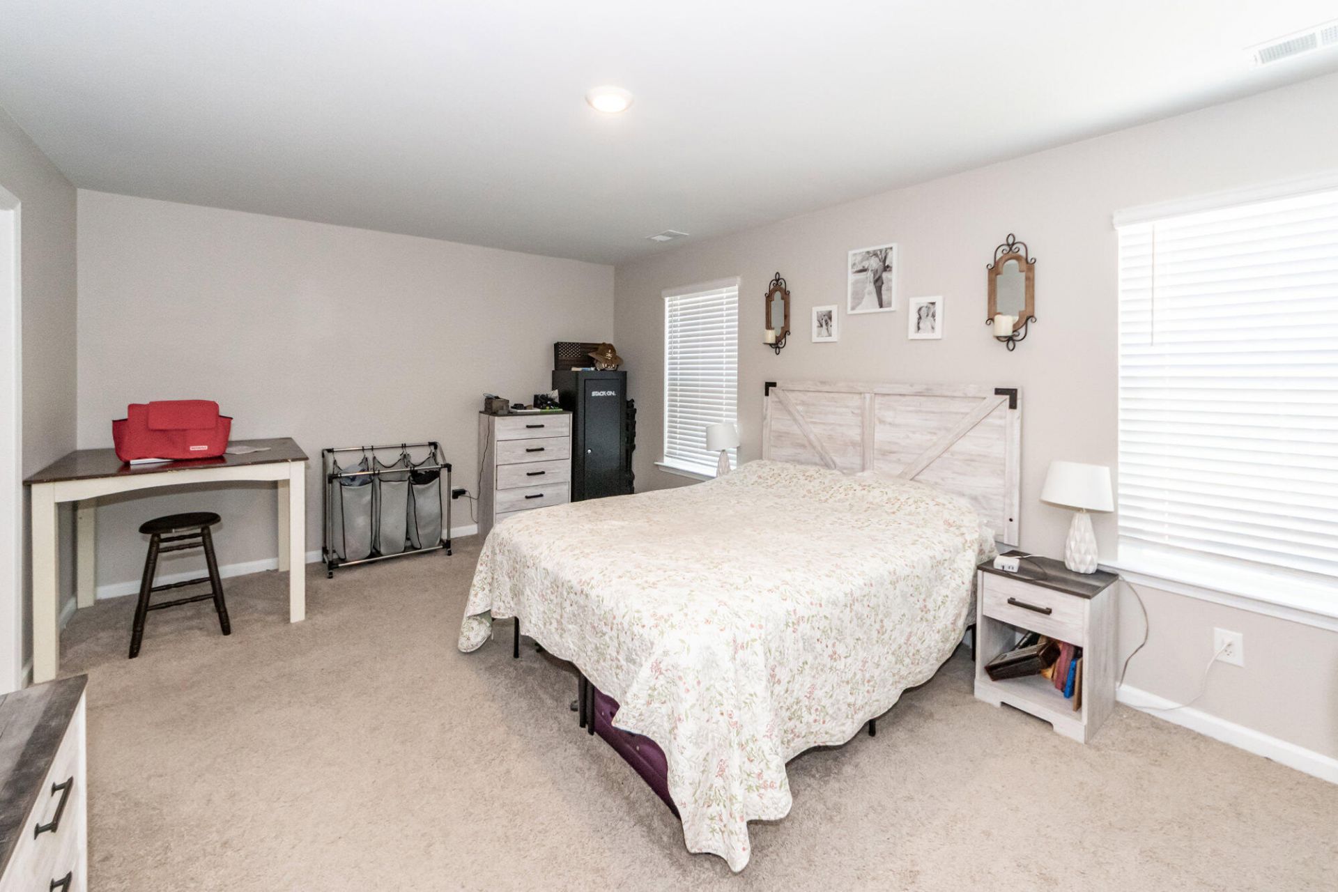 233 Coral Sunset Way Photo 17