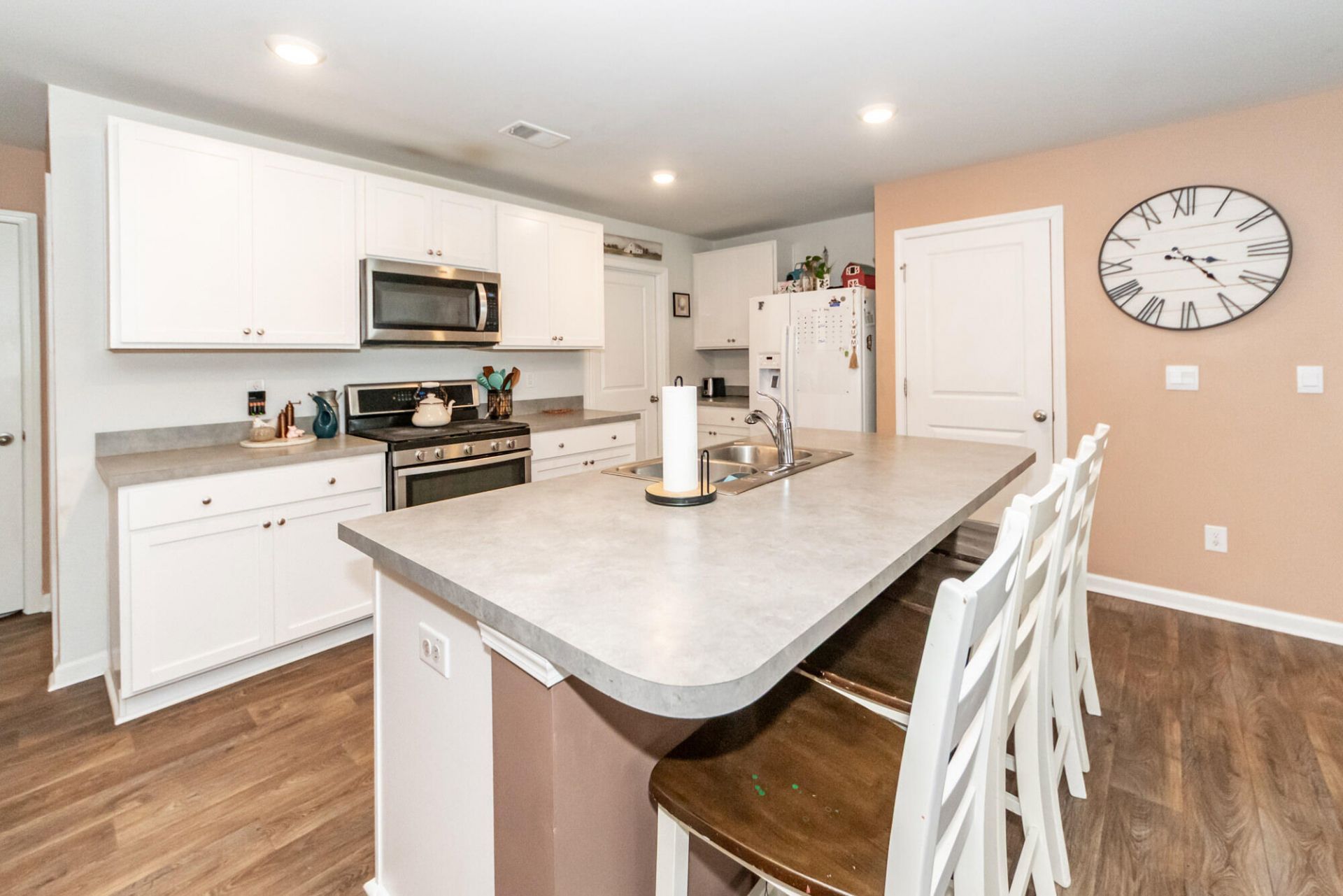 233 Coral Sunset Way Photo 8