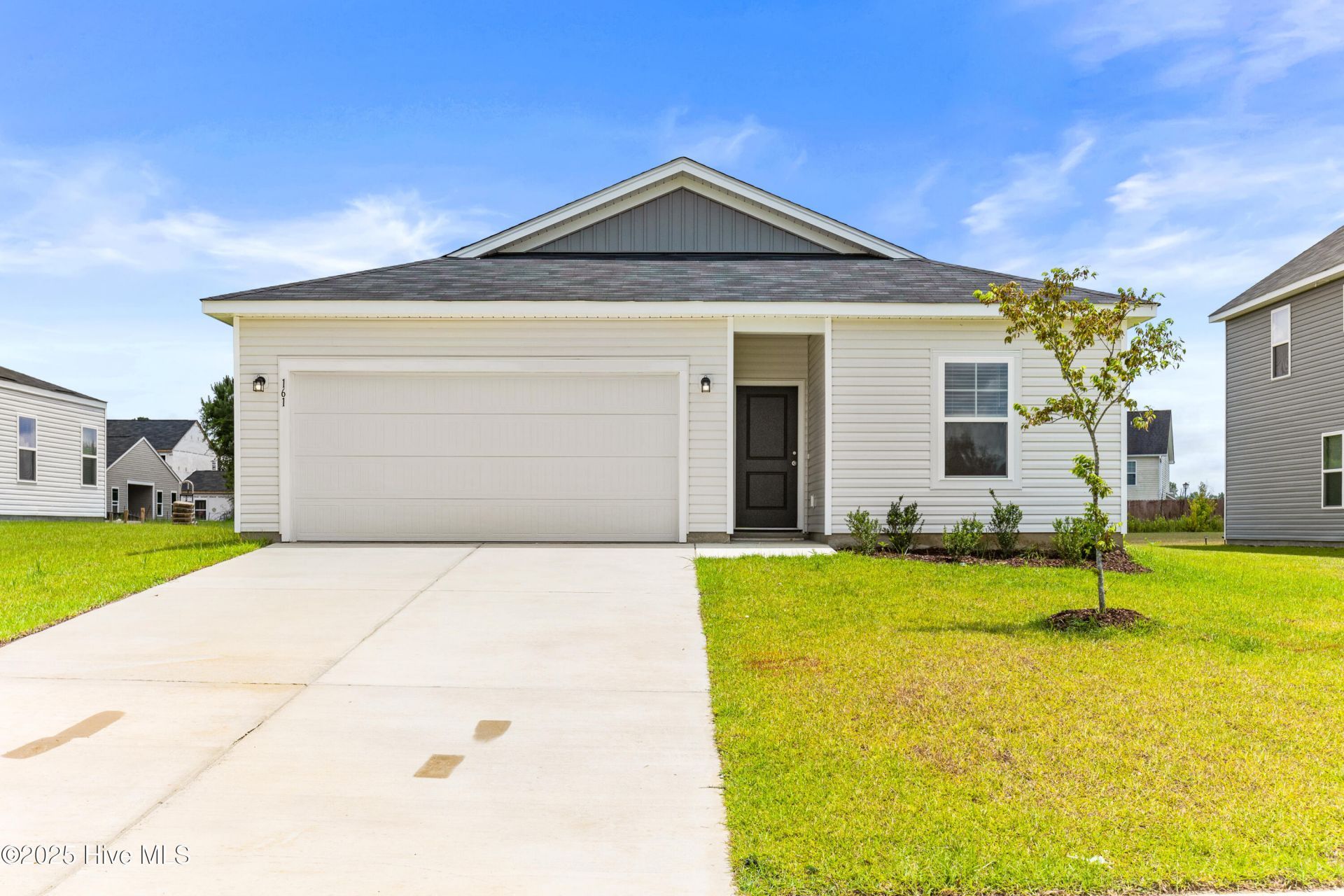 214 Keira Lane Nw, Supply, NC 28462 Main Photo