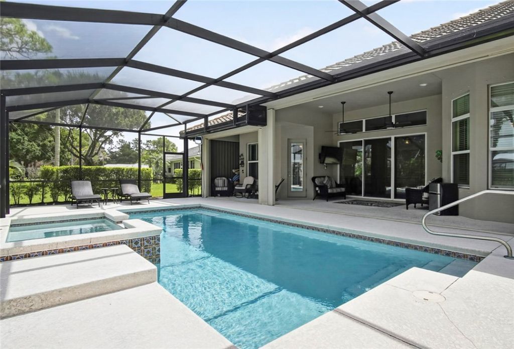 9431 Meadowood Drive, Fort Pierce, FL 34951 Photo