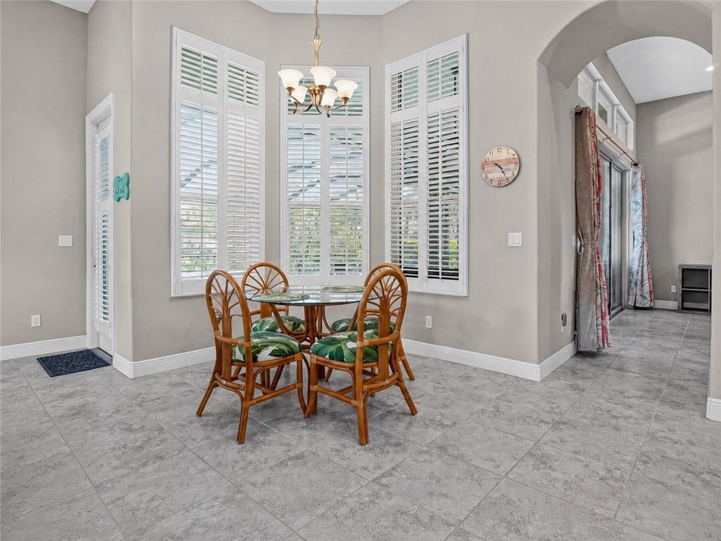9431 Meadowood Drive, Fort Pierce, FL 34951 Photo