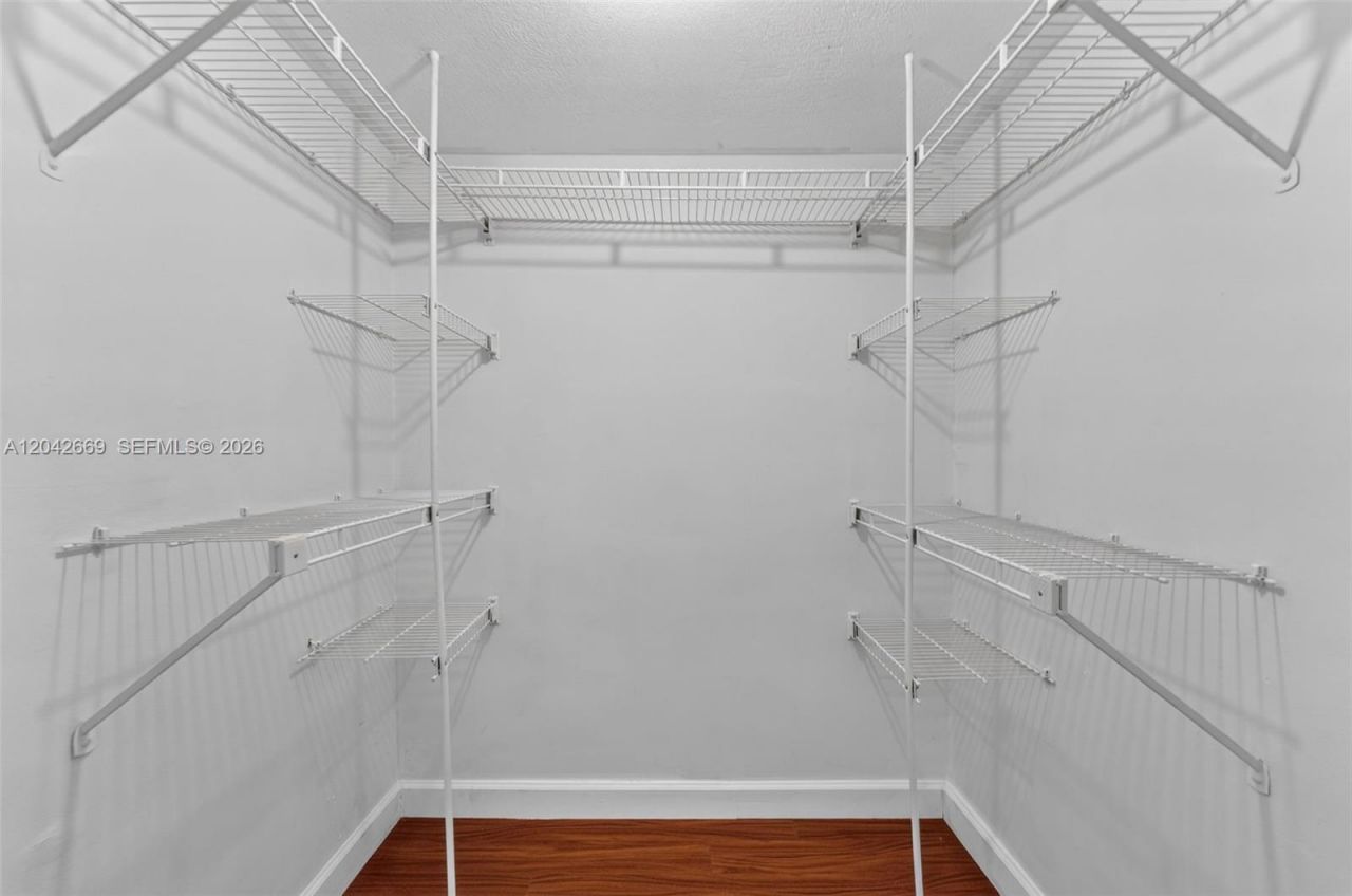 6190 Woodlands Blvd , Unit 316, Tamarac, FL 33319 Photo