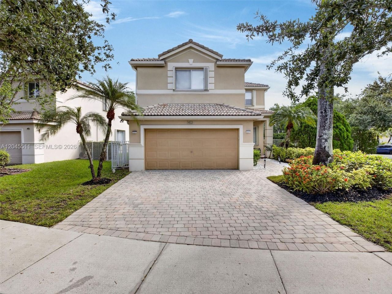 1401 Canary Island Dr , Weston, FL 33327 Photo