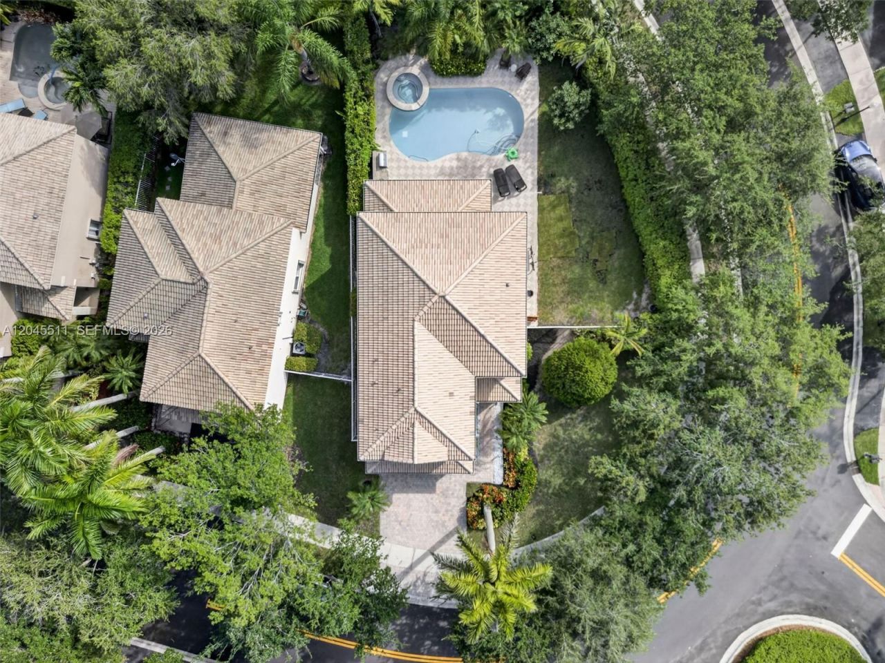 1401 Canary Island Dr , Weston, FL 33327 Photo