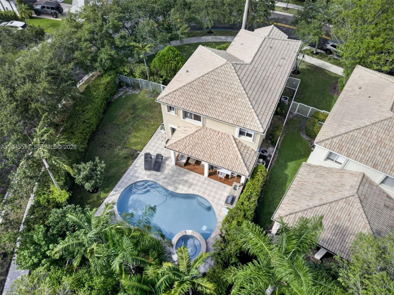 1401 Canary Island Dr , Weston, FL 33327 Photo