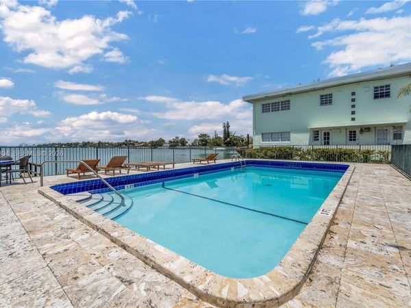 8550 Byron Ave , Unit 2G, Miami Beach, FL 33141