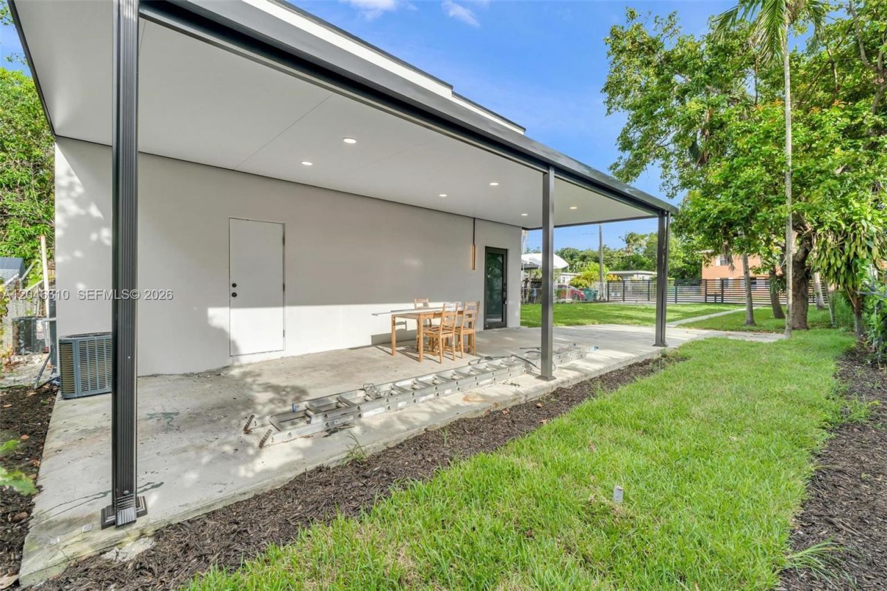 411 NW 59th St, Miami, FL 33127 Photo