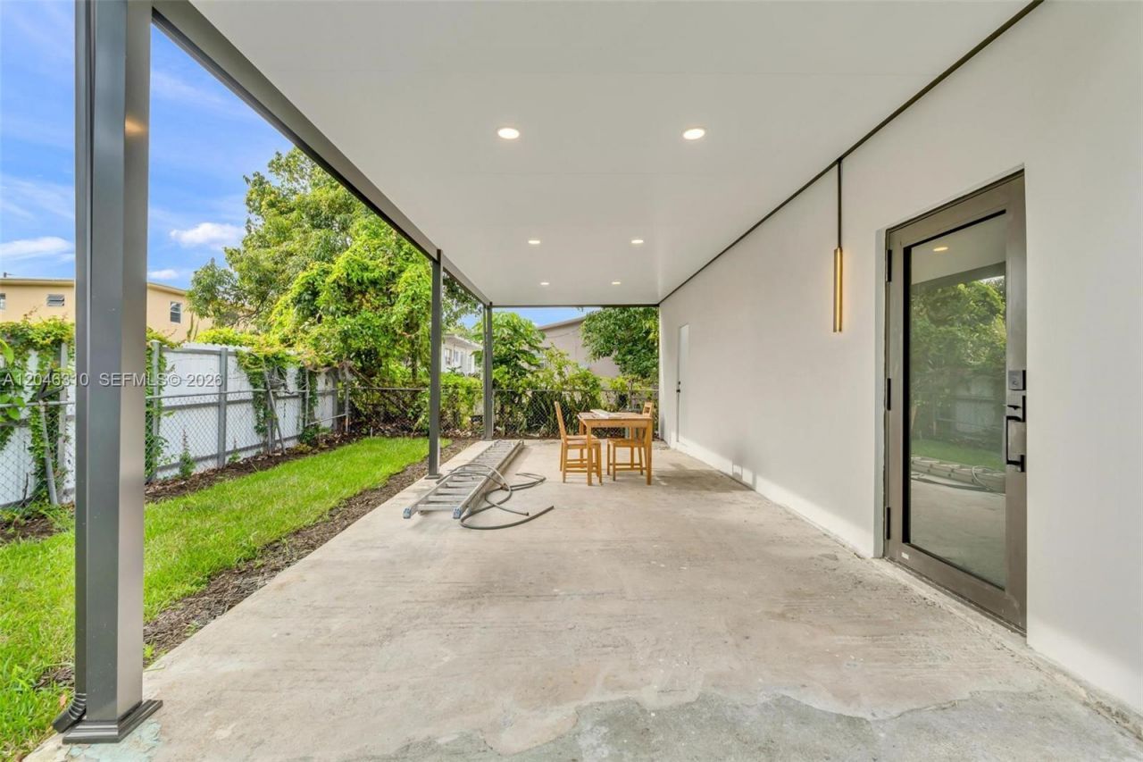 411 NW 59th St, Miami, FL 33127 Photo