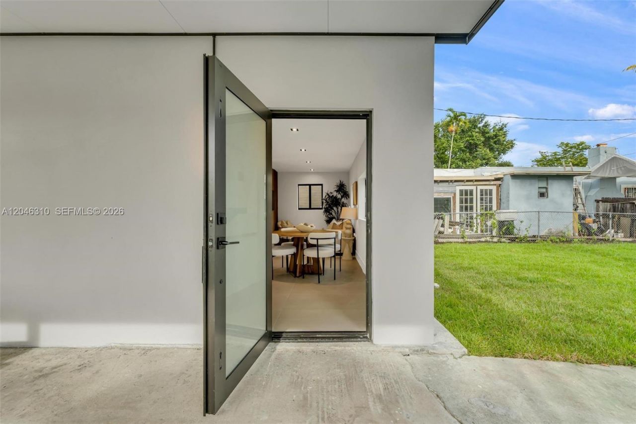 411 NW 59th St, Miami, FL 33127 Photo