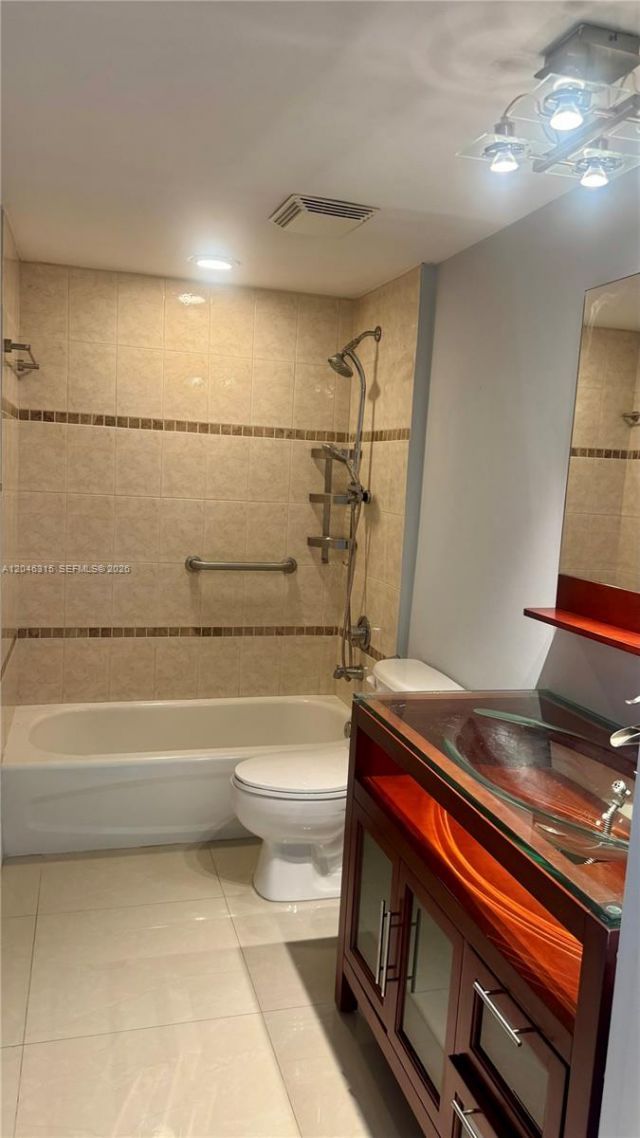 100 N Federal Hwy , Unit 1025, Fort Lauderdale, FL 33301 Photo