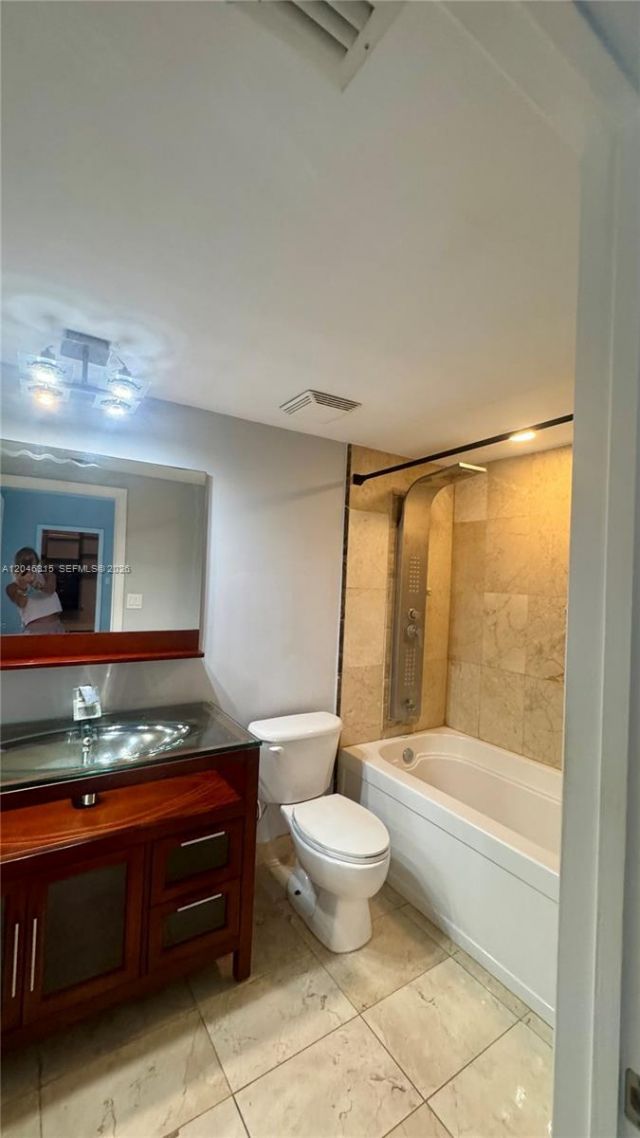 100 N Federal Hwy , Unit 1025, Fort Lauderdale, FL 33301 Photo