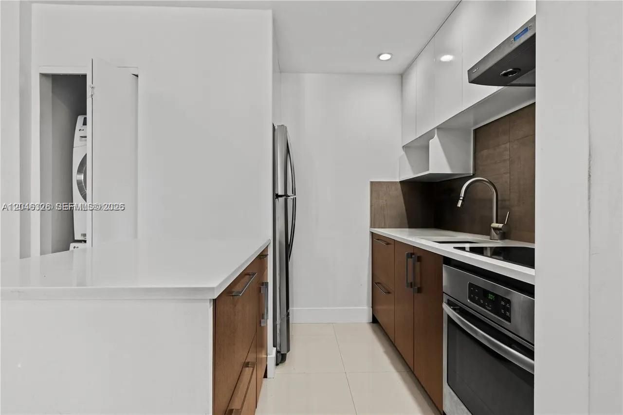 2715 Tigertail Ave , Unit 102, Miami, FL 33133 Photo