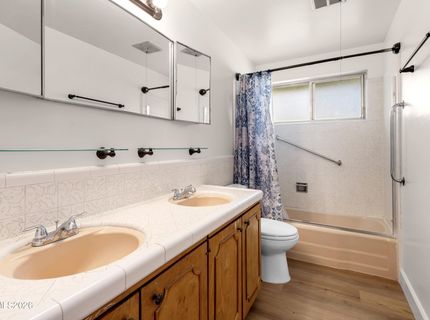 2501 Trentham Way, Reno, NV 89509 Photo