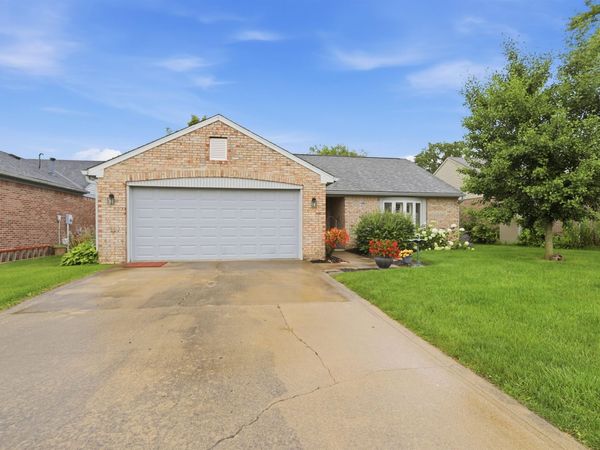 737 Franklin Court, Greenfield, IN 46140