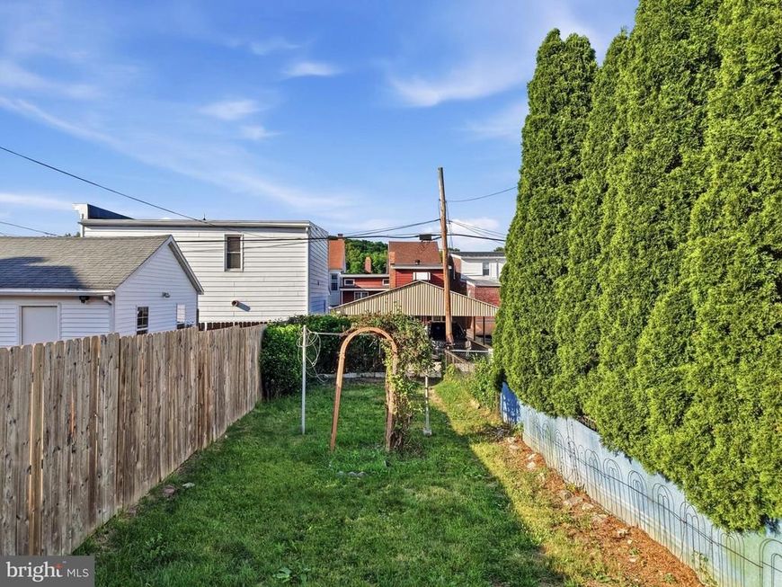 32 Clay Street , New Philadelphia, PA 17959 Main Photo