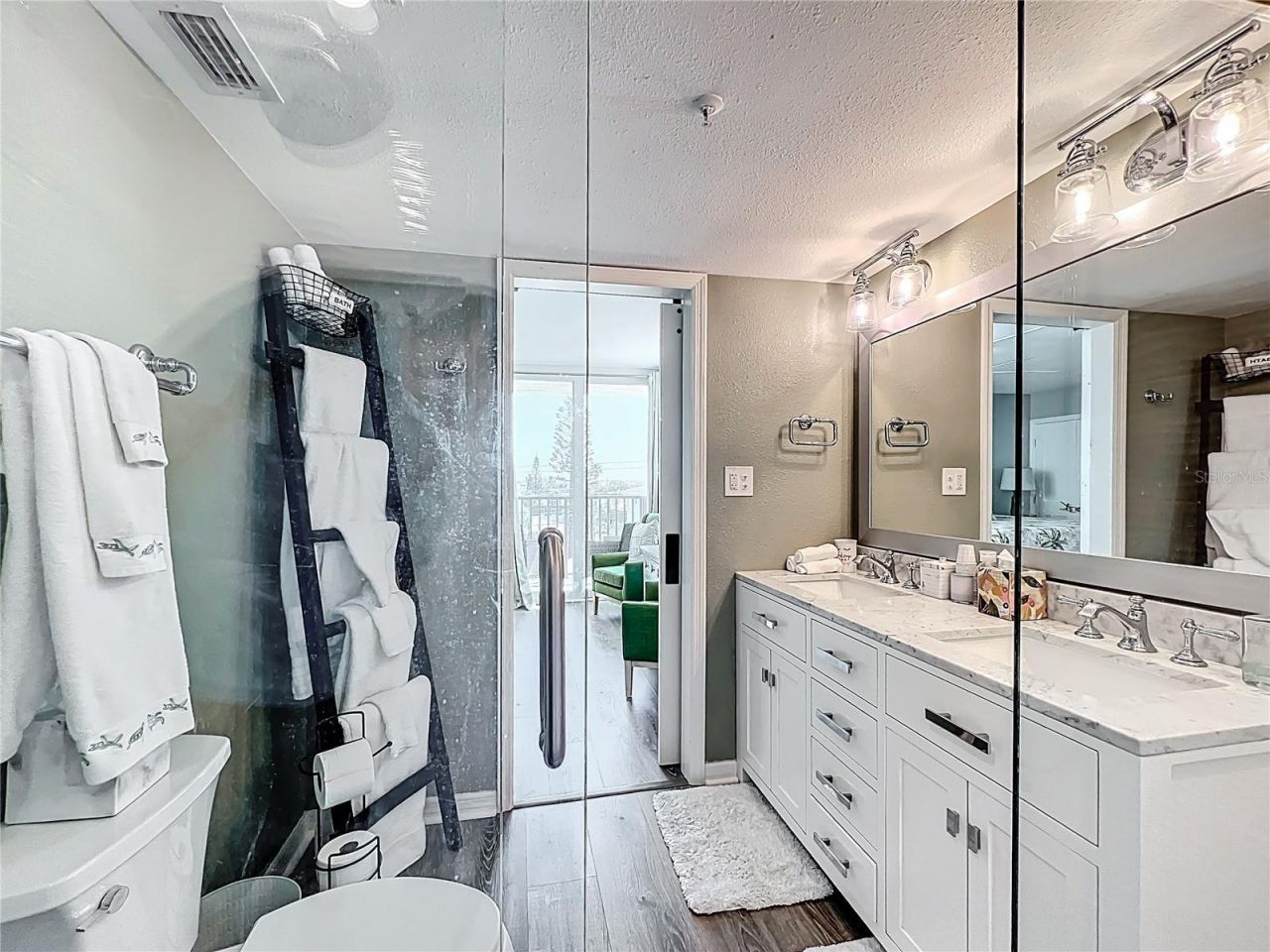 14146 Gulf Boulevard, Unit 3A, Madeira Beach, FL 33708 Photo