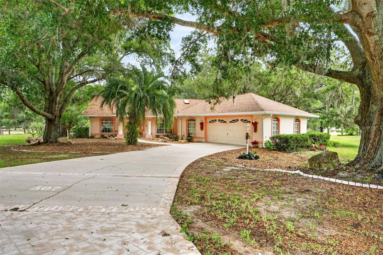 507 E Gilchrist Court , Hernando, FL 34442 Photo