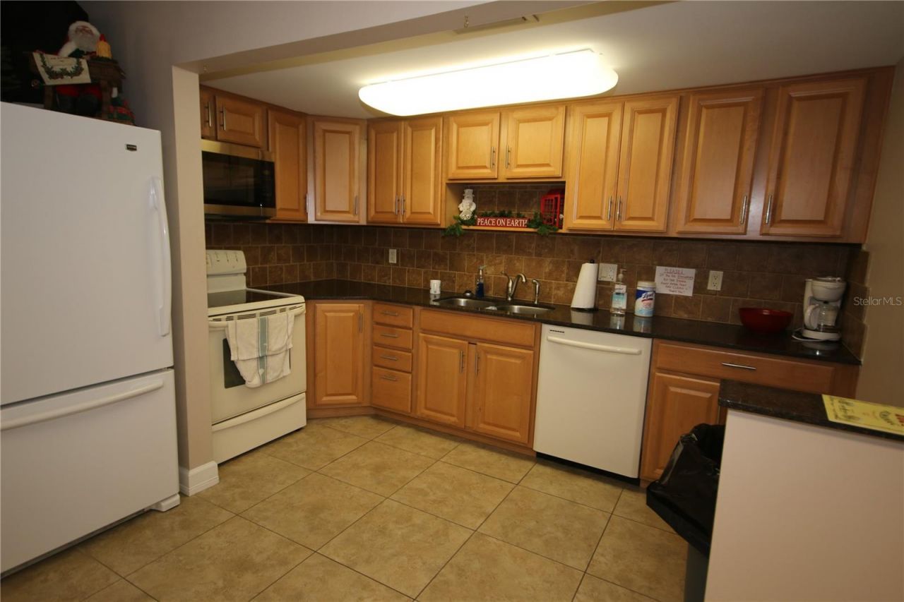 4880 Locust Street Ne, Unit 338, Saint Petersburg, FL 33703 Photo