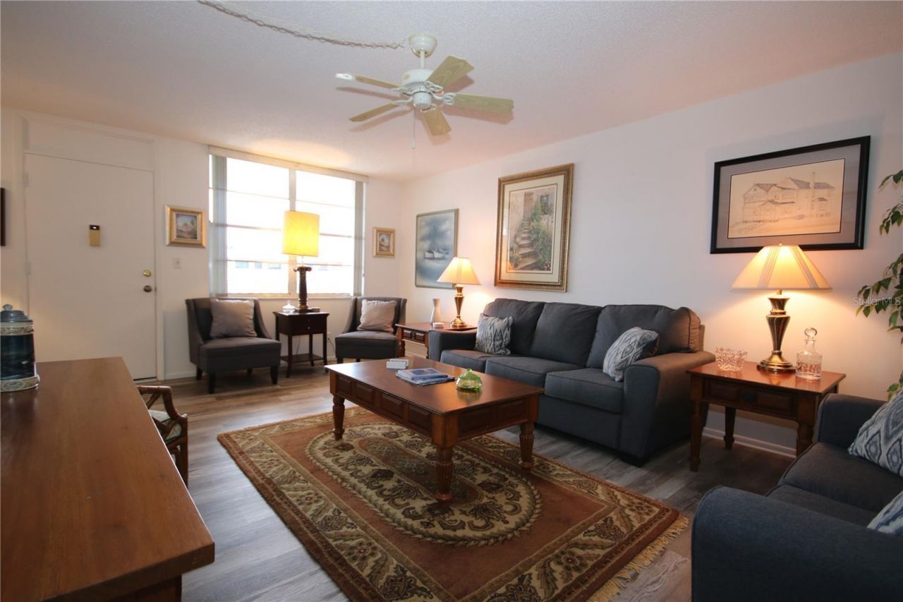 4880 Locust Street Ne, Unit 338, Saint Petersburg, FL 33703 Photo