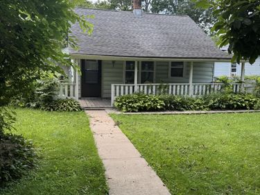 260 N Ohio Street , Hobart, IN 46342