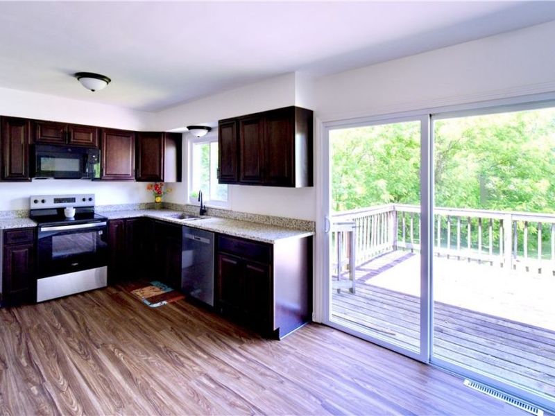 3561 Johnson Road, Norton, OH 44203 Photo 8