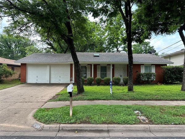 3020 Norwood Lane, Arlington, TX 76013
