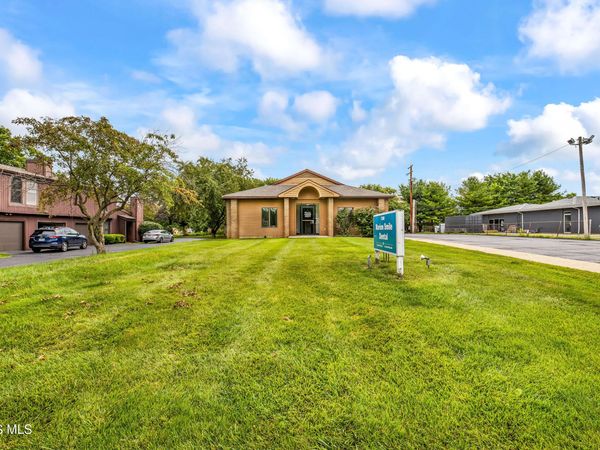 1240 Crescent Heights Road , Marion, OH 43302