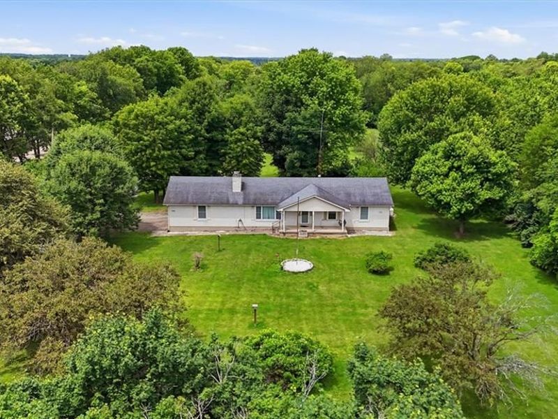 515 Whaley Road, Bethel Township, OH 45344 Photo 2