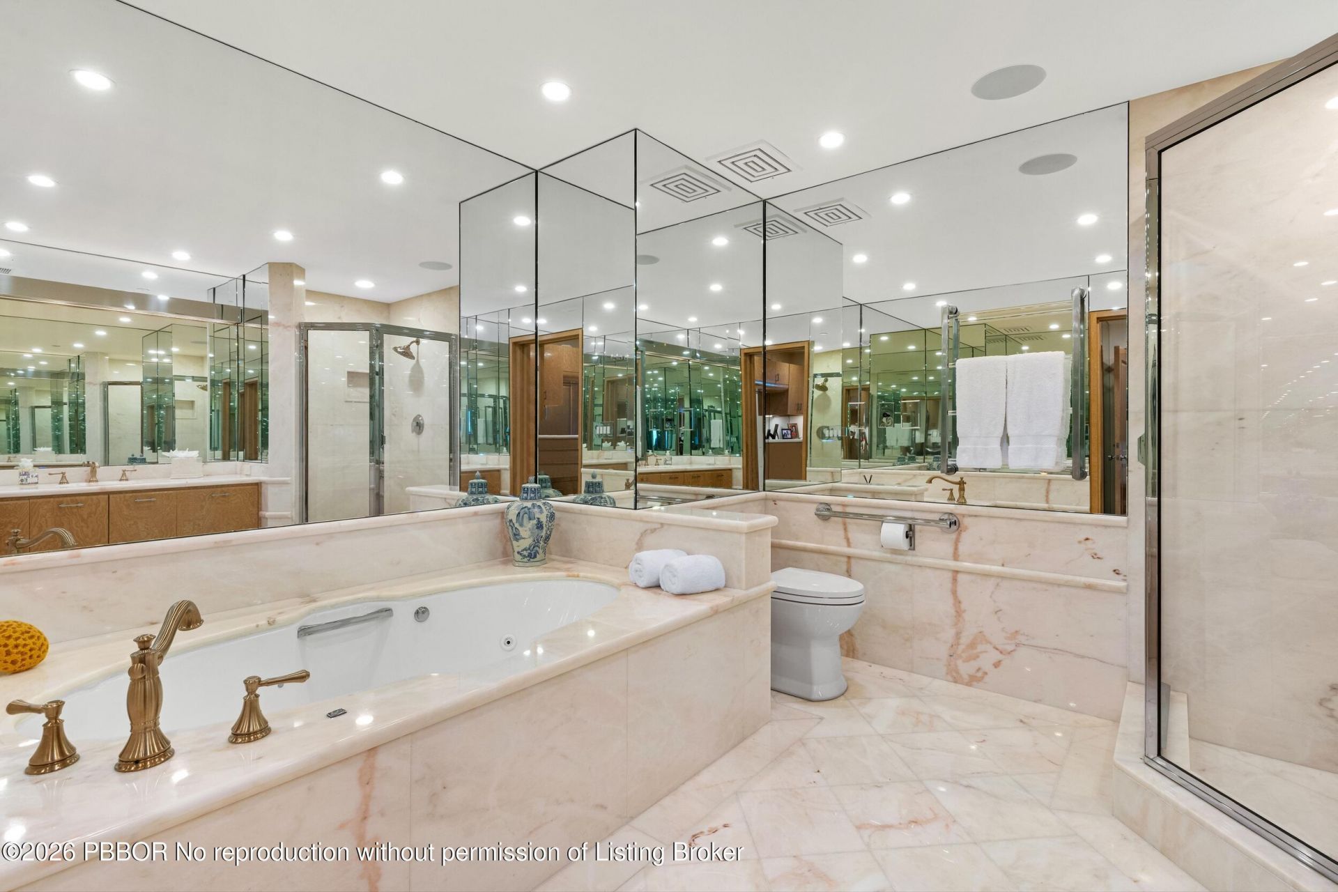 2 N Breakers Row, Unit N 32, Palm Beach, FL 33480 Photo