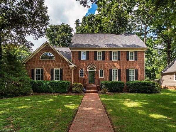 3235 Hiddenwood Lane , Burlington, NC 27215