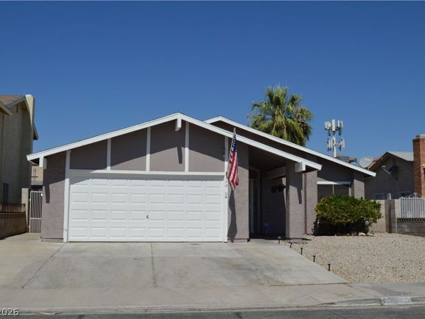 700 Dolores Drive , Las Vegas, NV 89107