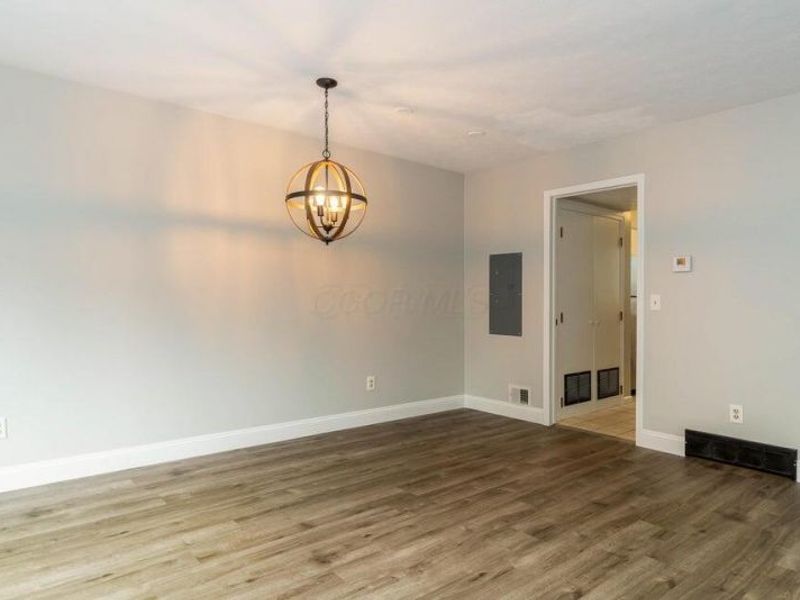 2806 Downing Way, Unit 37, Columbus, OH 43221 Photo 12