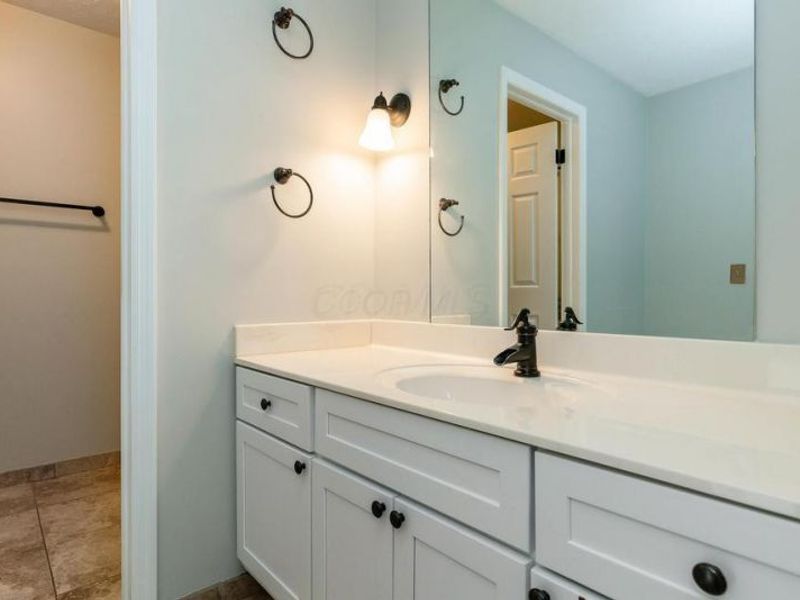 2806 Downing Way, Unit 37, Columbus, OH 43221 Photo 28