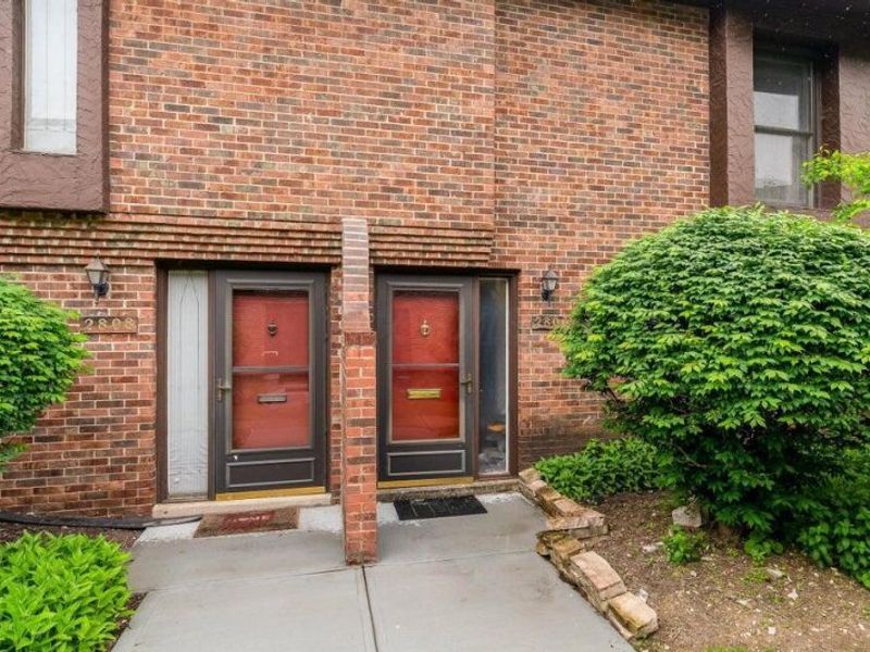 2806 Downing Way, Unit 37, Columbus, OH 43221 Photo 4