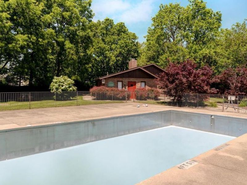 2806 Downing Way, Unit 37, Columbus, OH 43221 Photo 42