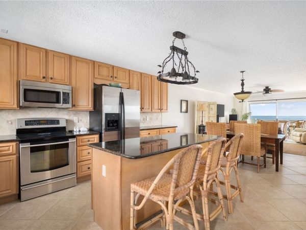 4049 Ocean Drive, Unit 505, Vero Beach, FL 32963